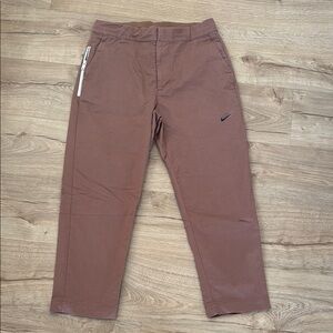 Men’s Nike sportswear pants, brown size medium